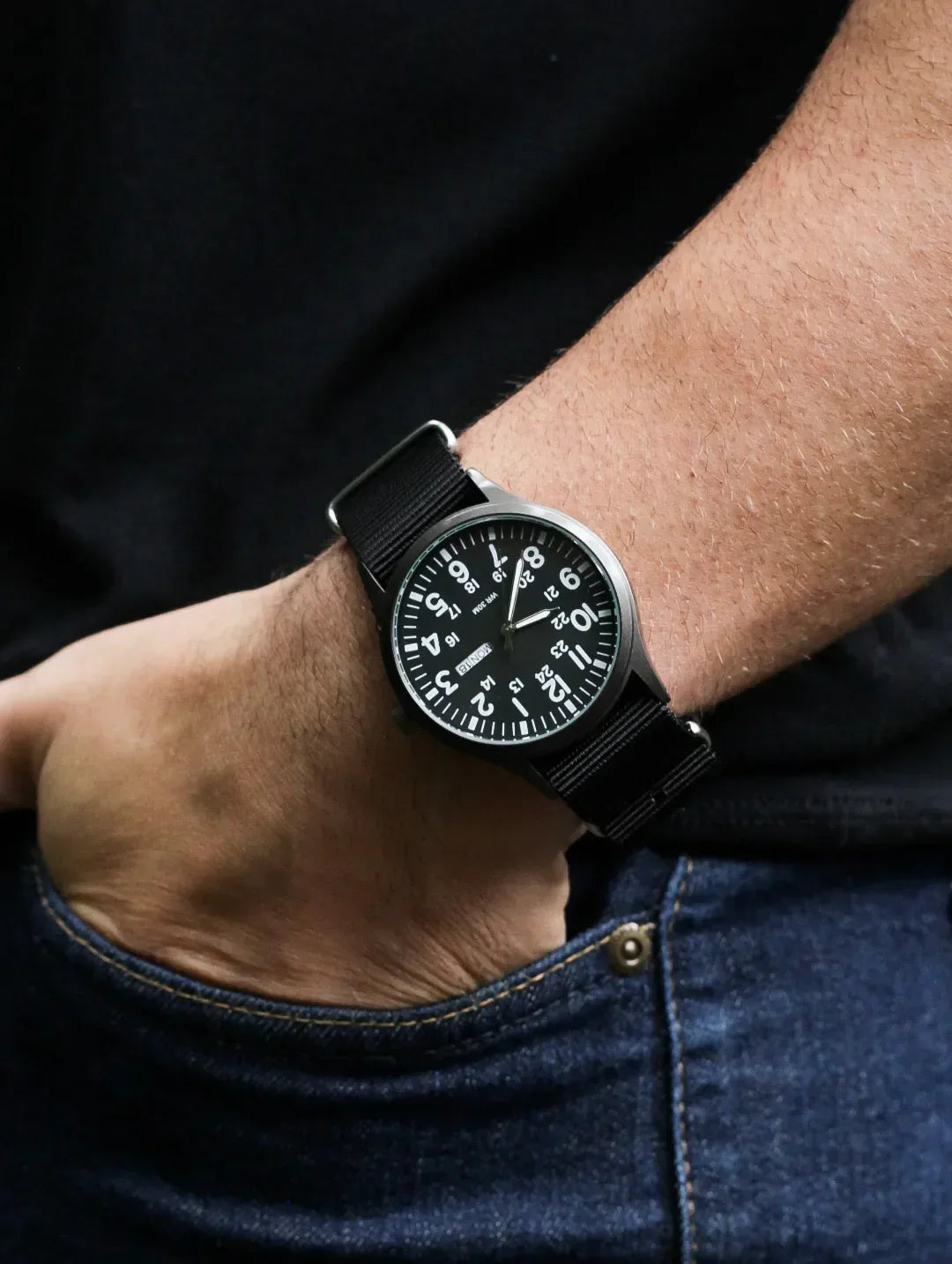 KRAVENOR SENTINEL BLACKOUT - (WATCH + EXTRA STRAP)
